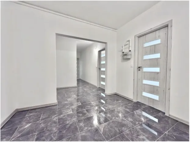 Pronájem bytu 4+1, Ústí nad Labem - Krásné Březno, V Oblouku, 81 m2