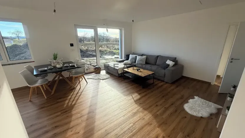 Prodej rodinného domu, Nové Hrady, Vilová čtvrť, 120 m2