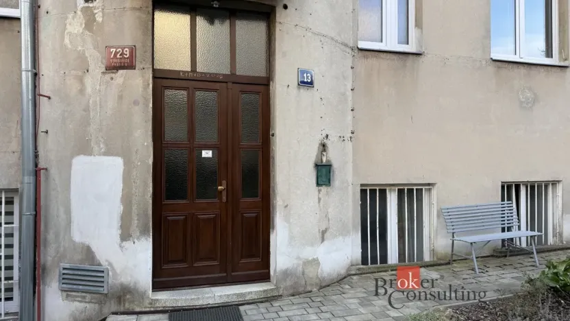 Pronájem bytu 1+kk, Praha - Střešovice, Farní, 19 m2