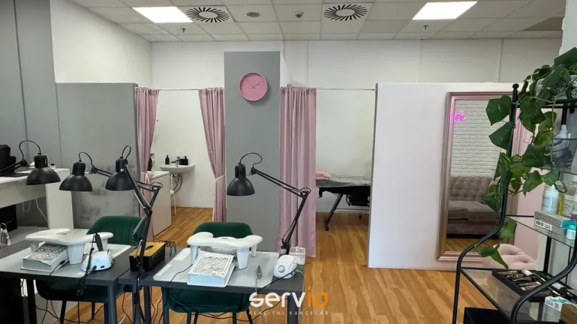 Pronájem obchodního prostoru, Brno, náměstí Svobody, 63 m2