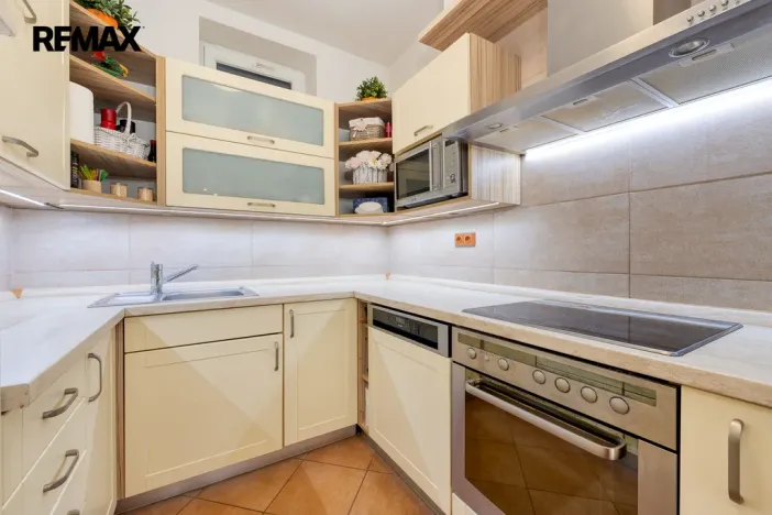 Prodej bytu 2+kk, Jihlava, Poláčkova, 51 m2