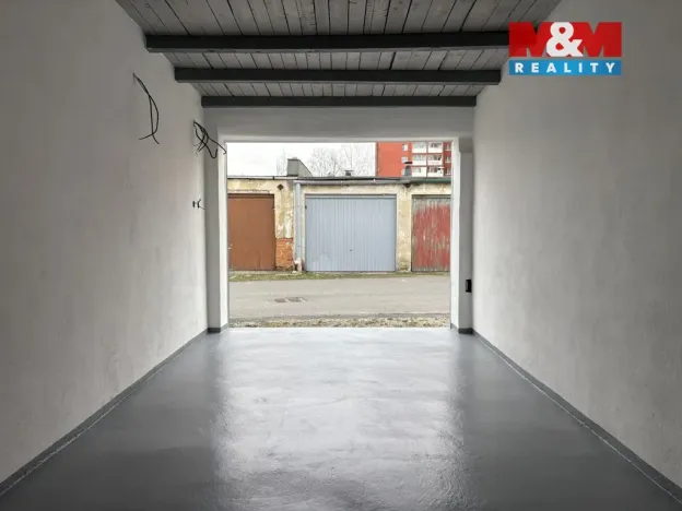 Pronájem garáže, Ostrava, U Nádraží, 18 m2