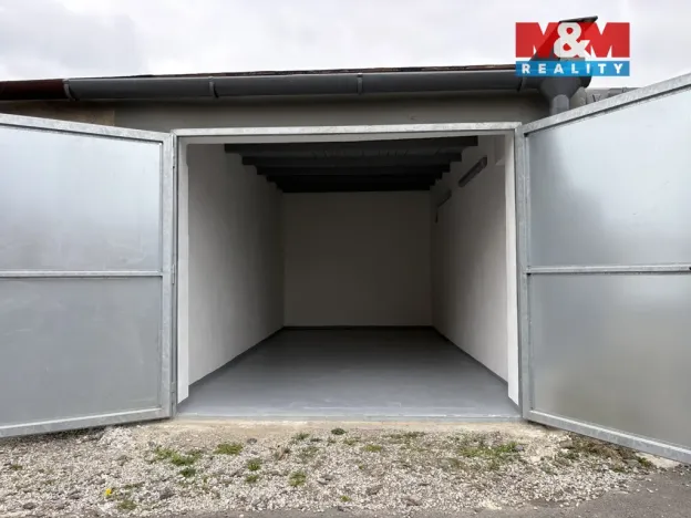 Pronájem garáže, Ostrava, U Nádraží, 18 m2