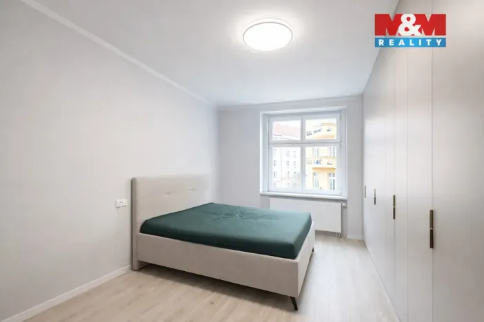 Prodej bytu 2+kk, Praha - Holešovice, V háji, 49 m2