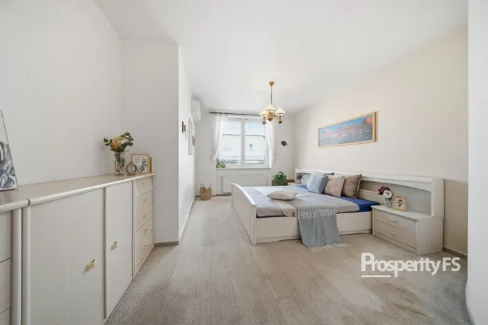 Prodej bytu 4+kk, Praha - Jinonice, U kříže, 154 m2