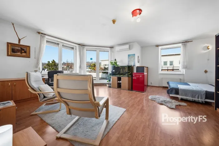 Prodej bytu 4+kk, Praha - Jinonice, U kříže, 154 m2