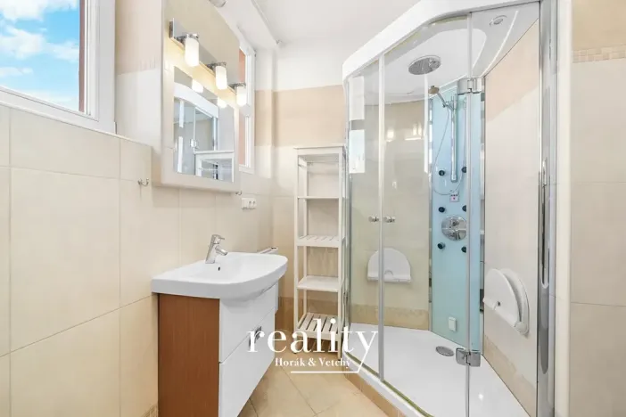 Pronájem bytu 3+1, Jihlava, Seifertova, 92 m2