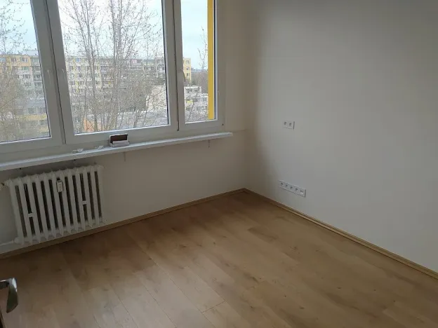 Pronájem bytu 4+kk, Praha - Střížkov, Českolipská, 53 m2