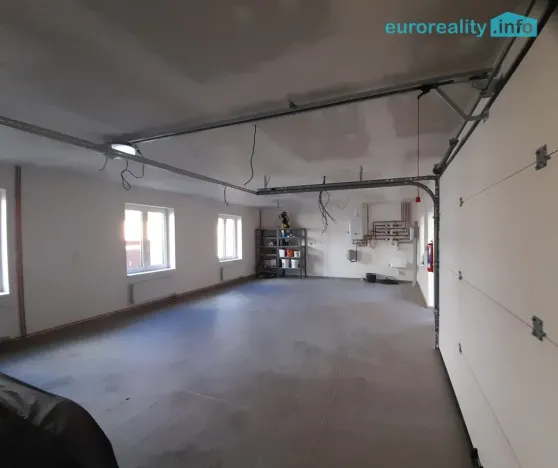 Pronájem obchodního prostoru, Zdice, Partyzána Košťálka, 58 m2