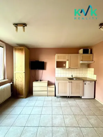 Pronájem bytu 1+kk, Karlovy Vary, Lidická, 22 m2
