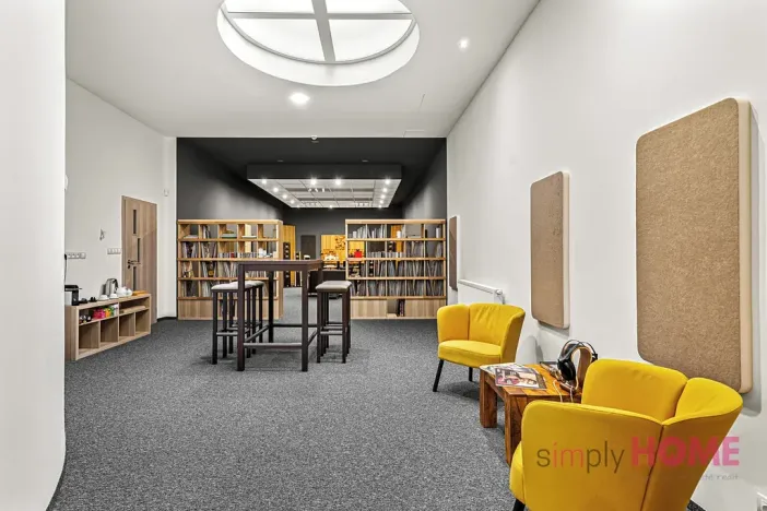 Prodej obchodního prostoru, Praha - Nové Město, Biskupský dvůr, 212 m2