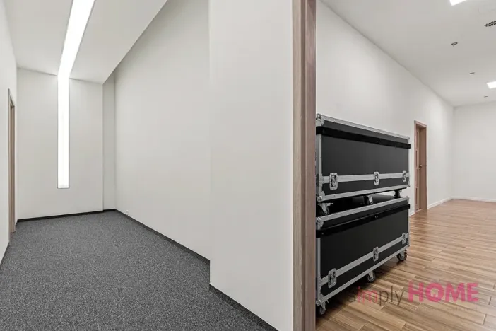 Prodej obchodního prostoru, Praha - Nové Město, Biskupský dvůr, 212 m2