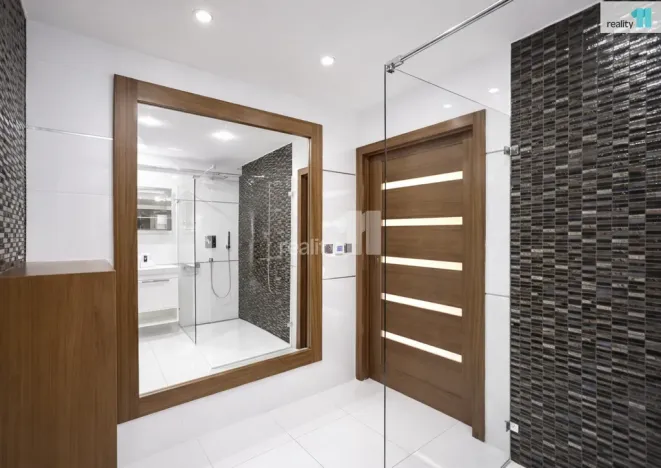 Prodej bytu 3+kk, Průhonice, Na Sídlišti III, 73 m2