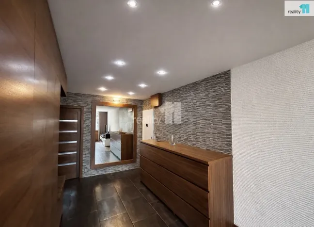 Prodej bytu 3+kk, Průhonice, Na Sídlišti III, 73 m2