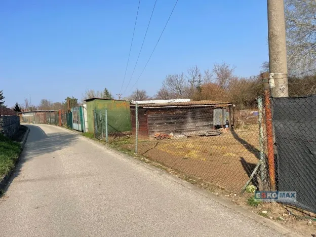 Prodej zahrady, Břeclav, U Jezera, 174 m2