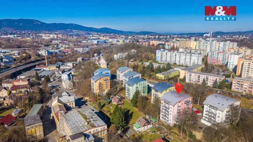 Prodej bytu 2+kk, Liberec - Liberec VI-Rochlice, Nádvorní, 48 m2