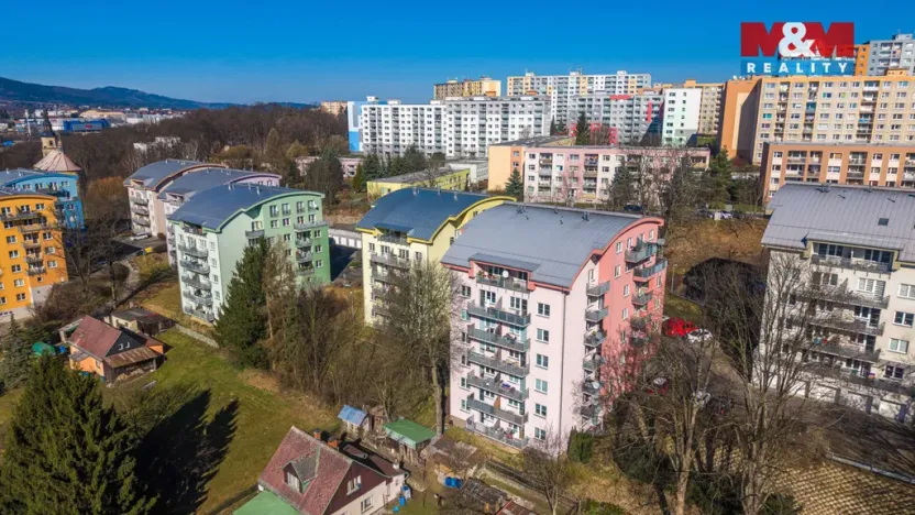 Prodej bytu 2+kk, Liberec - Liberec VI-Rochlice, Nádvorní, 48 m2