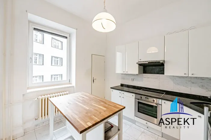 Pronájem bytu 3+1, Praha - Vinohrady, Londýnská, 105 m2