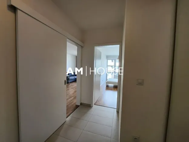 Pronájem bytu 2+kk, Praha - Strašnice, Zvěřinova, 60 m2