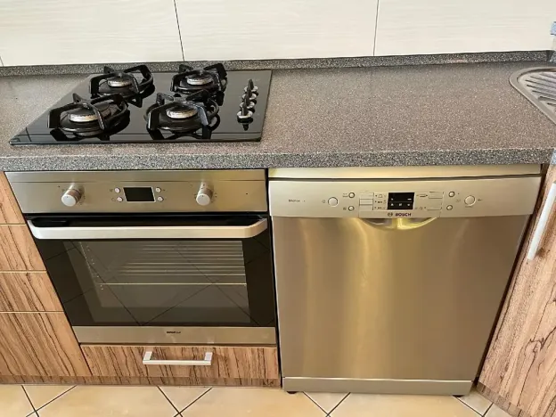 Prodej bytu 2+1, Pardubice, Palackého třída, 71 m2