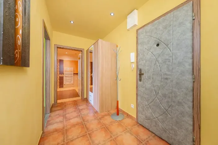 Prodej bytu 2+1, Pardubice, Palackého třída, 71 m2