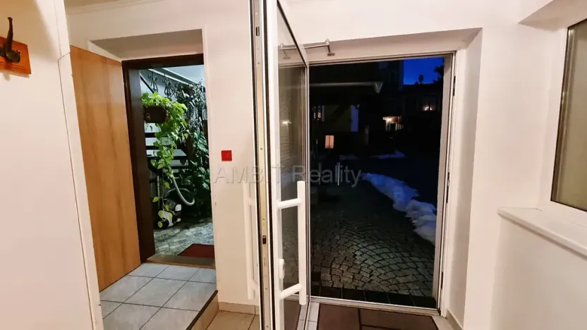 Pronájem kanceláře, Praha - Řepy, Žalanského, 53 m2