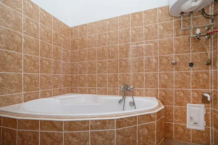 Prodej činžovního domu, Týn nad Vltavou, 350 m2