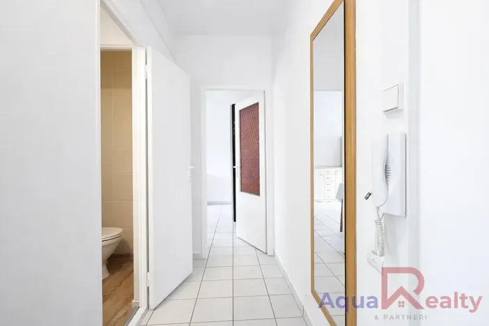 Pronájem bytu 1+1, Karlovy Vary, Jana Opletala, 43 m2