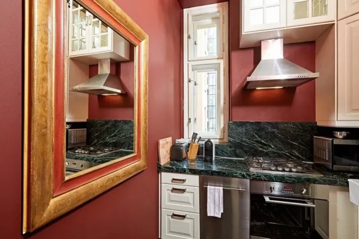 Pronájem bytu 3+1, Praha - Nové Město, Na hrobci, 105 m2