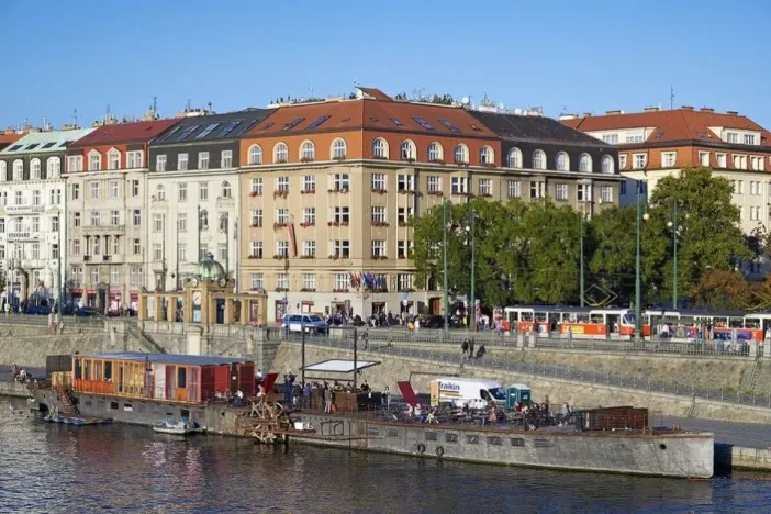 Pronájem bytu 3+1, Praha - Nové Město, Na hrobci, 105 m2