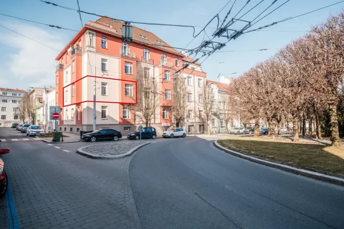 Prodej bytu 2+1, Brno - Královo Pole, Slovanské náměstí, 86 m2