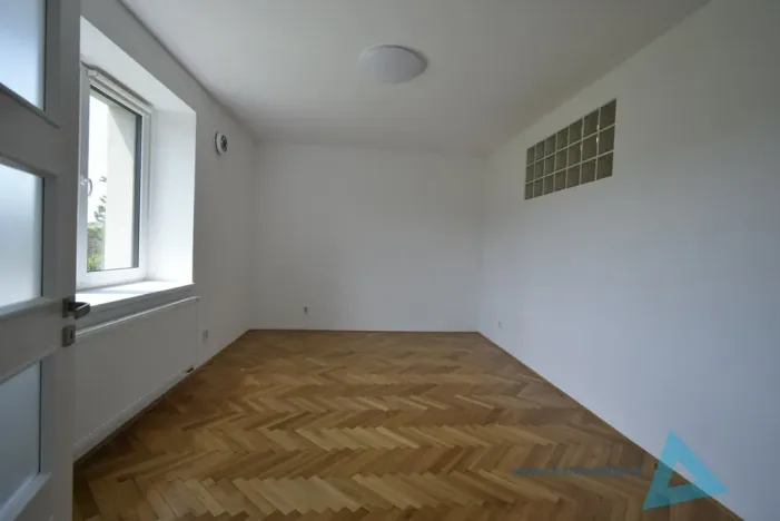 Pronájem bytu 2+kk, Nová Paka, Zahradní, 62 m2