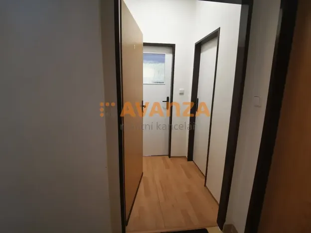 Pronájem bytu 1+kk, Děčín, Drážďanská, 32 m2