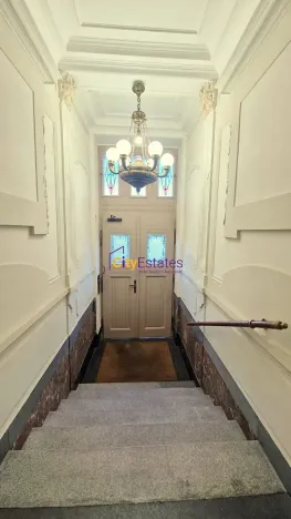 Prodej kanceláře, Praha - Smíchov, Janáčkovo nábřeží, 85 m2