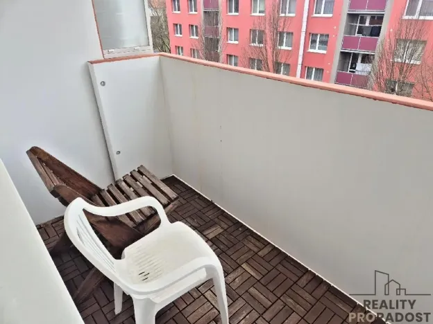 Prodej bytu 4+1, Hustopeče, U Větrolamu, 88 m2