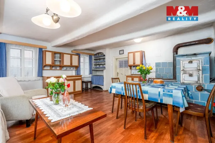 Prodej rodinného domu, Nové Město nad Metují - Krčín, 1. máje, 205 m2