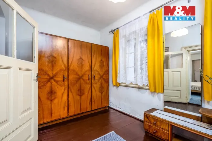 Prodej rodinného domu, Nové Město nad Metují - Krčín, 1. máje, 205 m2