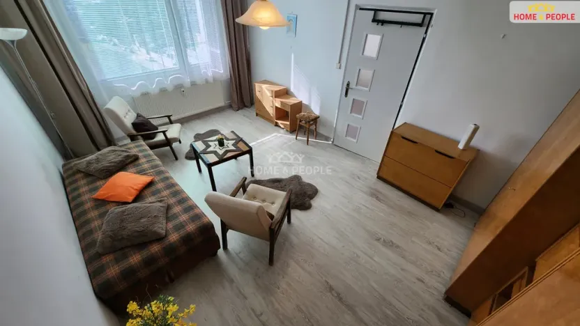 Pronájem bytu 2+kk, Praha - Kamýk, Rabyňská, 39 m2