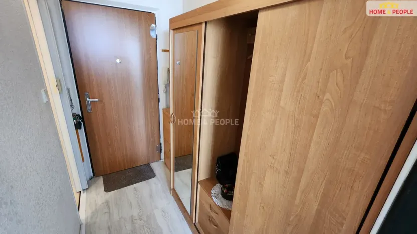 Pronájem bytu 2+kk, Praha - Kamýk, Rabyňská, 39 m2