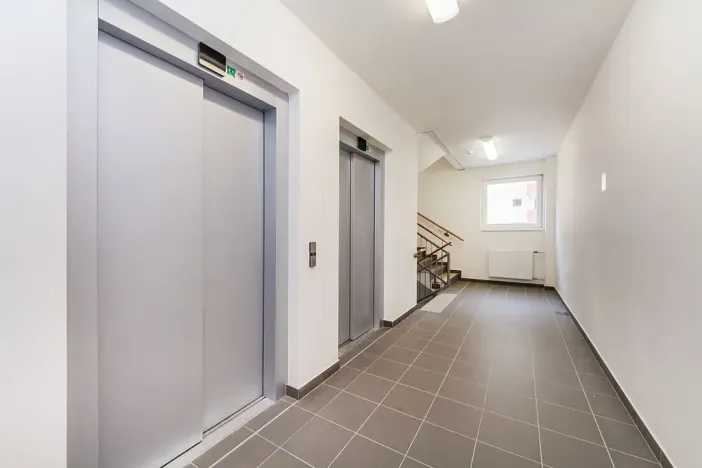 Pronájem bytu 1+kk, Praha - Hlubočepy, Miloše Havla, 36 m2