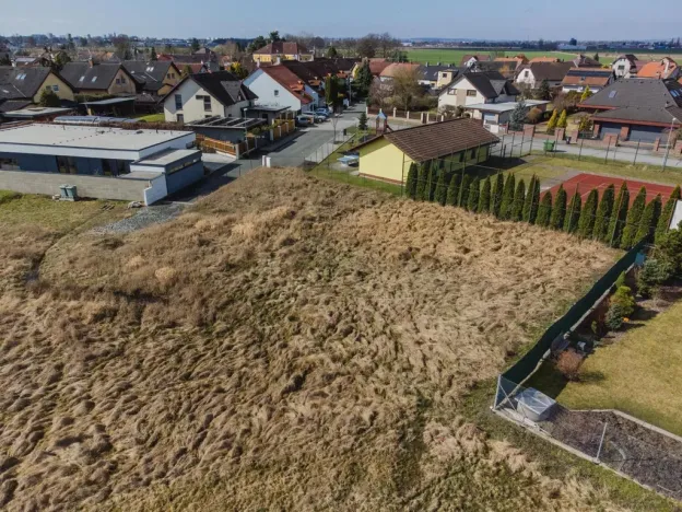 Prodej pozemku pro bydlení, Hradec Králové - Slatina, Divecká, 694 m2