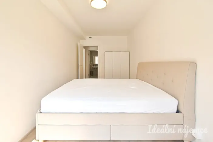 Pronájem bytu 2+kk, Brno, Bystrcká, 57 m2