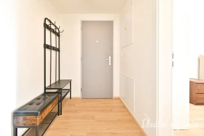 Pronájem bytu 2+kk, Brno, Bystrcká, 57 m2