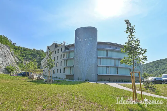 Pronájem bytu 2+kk, Brno, Bystrcká, 57 m2