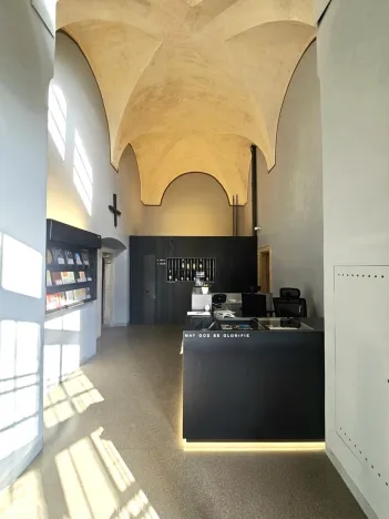 Pronájem kanceláře, Praha - Nové Město, Vyšehradská, 29 m2