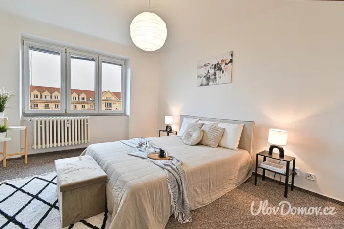 Prodej bytu 2+1, Praha - Dejvice, Šárecká, 56 m2