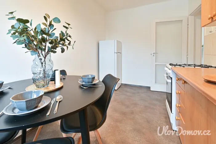 Prodej bytu 2+1, Praha - Dejvice, Šárecká, 56 m2