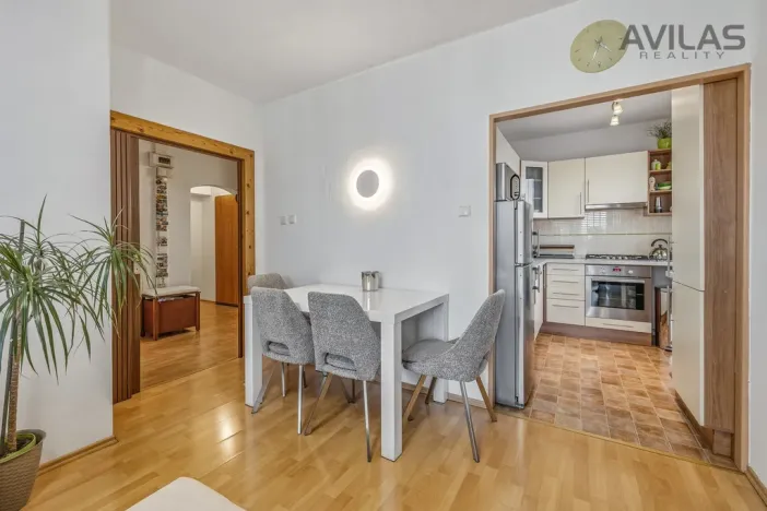 Prodej bytu 3+1, Praha - Lhotka, Mezilesní, 64 m2