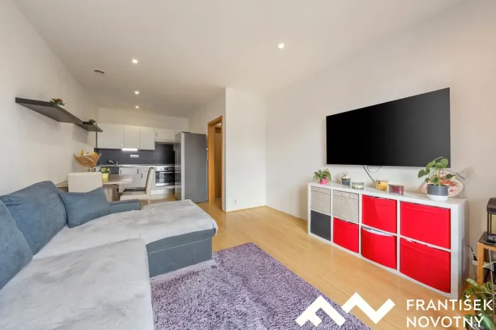 Prodej bytu 2+kk, Pohořelice, Znojemská, 51 m2