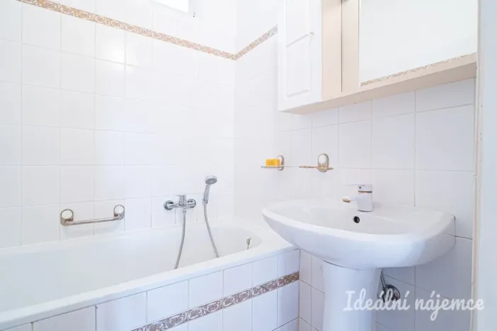 Pronájem bytu 4+1, Brno - Lesná, Loosova, 92 m2